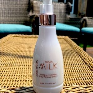Brand New Josie Maran Argan MILK Intensive Hydrating Body Renewal Serum 6.7 oz😎